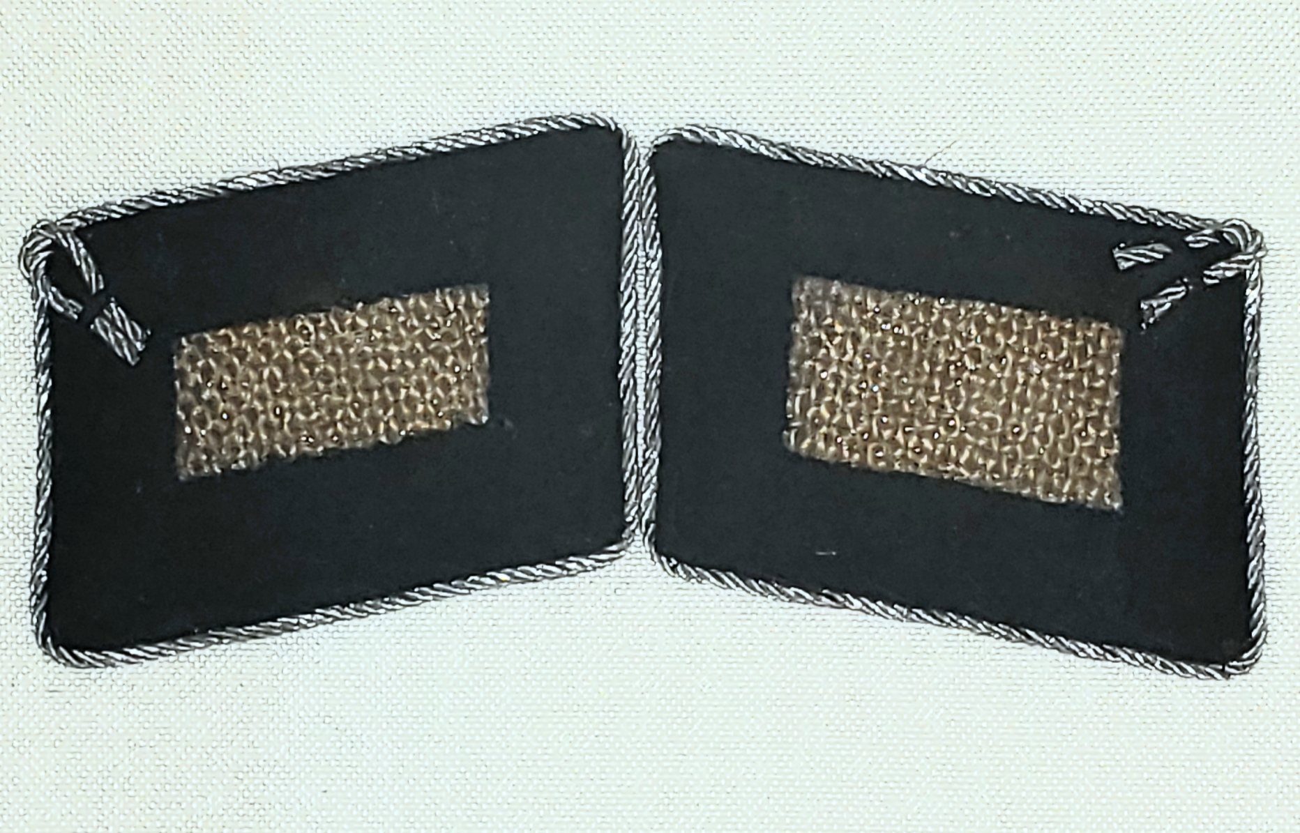 The SS- Totenkopf Officers collar tabs. - Broken Pact